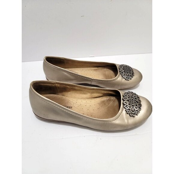 Naturalizer Gold Metallic Flats With Ornamental Toe Design - Womens Size 6 M - Picture 2 of 10